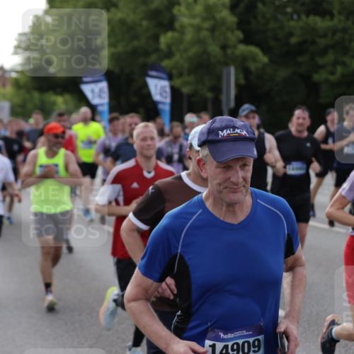 29.06.2025 - hella hamburg halbmarathon Jannik Wohlers http://msf.ph/oto/8243359 29.06.2025 09:55:06 Lombardsbrücke 1120, 1151, 1683, 1696, 1706, 1884, 1976, 2207, 2287, 2411, 2706, 2708, 2718, 3087, 3213, 3435, 3747, 3985, 4088, 4093, 4189, 4847, 4890, 4938, 5102, 5421, 5459, 5708, 5915, 6054, 6158, 6421, 6532, 6662, 6691, 6836, 7052, 7312, 8139, 8153, 8205, 8216, 8218, 8302, 8454, 8577, 8720, 8856, 8899, 8927, 9386, 9529, 9649, 9720, 9786, 9934, 10053, 10115, 10184, 10423, 10988, 11309, 11340, 11356, 12149, 12171, 12321, 12450, 12519, 12533, 12891, 13233, 13289, 13570, 13996, 14045 meine-sportfotos.de