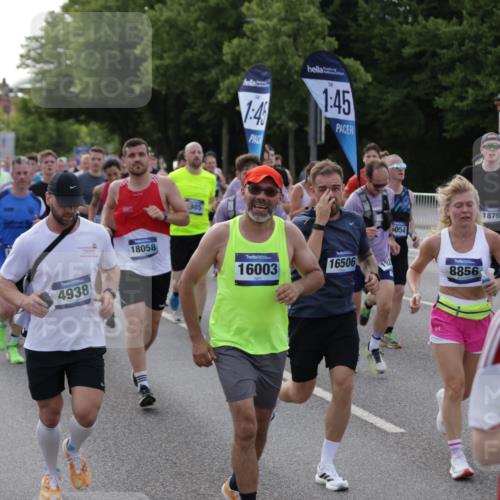 29.06.2025 - hella hamburg halbmarathon Jannik Wohlers http://msf.ph/oto/8243466 29.06.2025 09:55:08 Lombardsbrücke 1120, 1151, 1696, 1706, 1884, 1976, 2284, 2411, 2706, 2708, 2718, 3087, 3213, 3399, 3435, 3985, 4088, 4093, 4189, 4847, 4890, 4938, 5421, 5459, 5708, 5915, 6009, 6054, 6421, 6532, 6662, 6691, 7312, 8139, 8153, 8205, 8216, 8218, 8302, 8454, 8577, 8720, 8856, 8899, 8927, 9386, 9491, 9529, 9649, 9720, 9786, 9934, 10053, 10115, 10184, 10423, 10988, 11309, 11340, 11356, 11819, 12149, 12171, 12450, 12519, 12533, 12891, 13233, 13289, 13570, 13799, 13894, 13996, 14045 meine-sportfotos.de