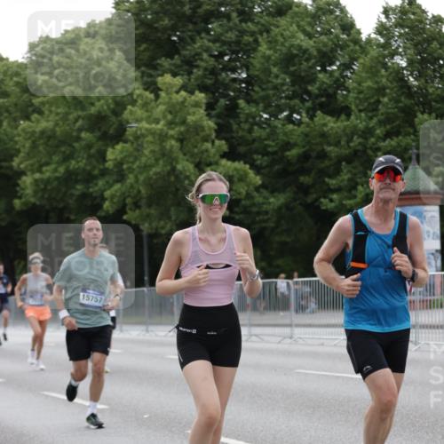 29.06.2025 - hella hamburg halbmarathon Jannik Wohlers http://msf.ph/oto/8243571 29.06.2025 10:30:07 Lombardsbrücke 1647, 2754, 2755, 2901, 4575, 4819, 6344, 7071, 10880, 11984, 12350, 12460, 12461, 12687, 12688, 14421, 15757, 15789, 15938, 16504, 16791, 16864, 18860 meine-sportfotos.de