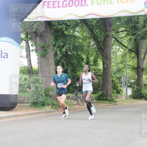 29.06.2025 - hella hamburg halbmarathon KatJ http://msf.ph/oto/8243593 29.06.2025 10:05:05 Zwischen KM18-KM19 42 meine-sportfotos.de