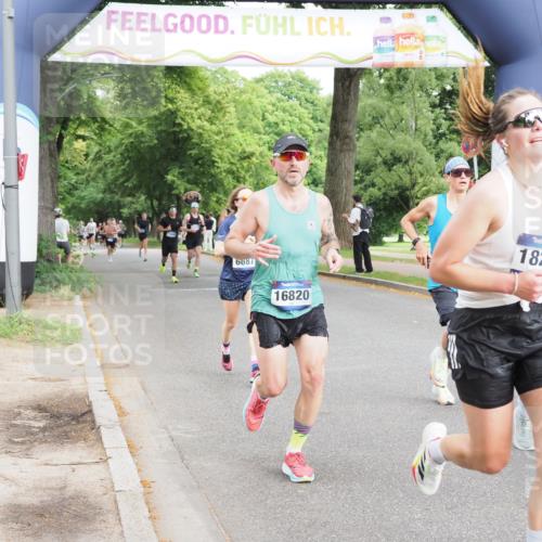 29.06.2025 - hella hamburg halbmarathon MichiJ http://msf.ph/oto/8243610 29.06.2025 10:27:58 Zwischen KM18-KM19 1343, 1803, 2563, 3547, 6686, 9265, 11619, 12091, 14311, 15013, 15094, 15744, 16820, 17215, 17360, 17792, 18285 meine-sportfotos.de