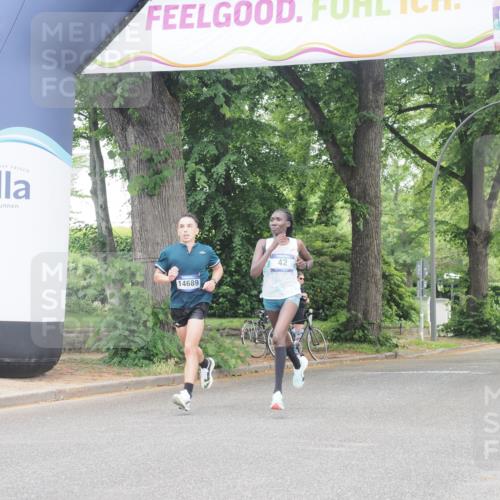 29.06.2025 - hella hamburg halbmarathon KatJ http://msf.ph/oto/8243622 29.06.2025 10:05:05 Zwischen KM18-KM19 42 meine-sportfotos.de