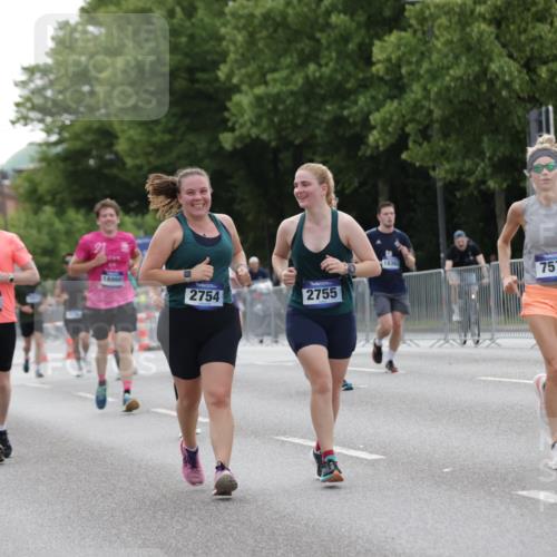 29.06.2025 - hella hamburg halbmarathon Jannik Wohlers http://msf.ph/oto/8243760 29.06.2025 10:30:10 Lombardsbrücke 1647, 2569, 2754, 2755, 4575, 4819, 6344, 7071, 7120, 11984, 12460, 12461, 12687, 12688, 14216, 14421, 15757, 15789, 15938, 16504, 16791, 16864, 18362, 18795, 18860 meine-sportfotos.de