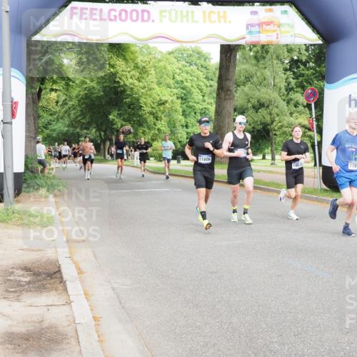 29.06.2025 - hella hamburg halbmarathon MichiJ http://msf.ph/oto/8244013 29.06.2025 10:28:02 Zwischen KM18-KM19 1343, 1803, 6686, 6687, 9265, 11619, 11806, 14311, 14699, 15744, 16820, 17360, 17792, 17916, 18149, 18285 meine-sportfotos.de