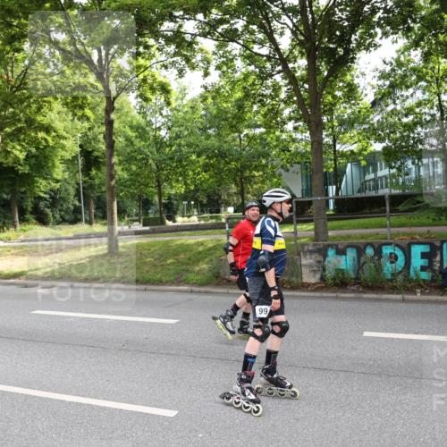 29.06.2025 - hella hamburg halbmarathon Yannick Fuchs http://msf.ph/oto/8244044 29.06.2025 09:30:56 20KM 99 meine-sportfotos.de