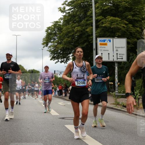 29.06.2025 - hella hamburg halbmarathon Yannick Fuchs http://msf.ph/oto/8244065 29.06.2025 10:47:33 20KM 1030, 1061, 1151, 1499, 1706, 1727, 1783, 2058, 2070, 2082, 2099, 2354, 2518, 3059, 3208, 3209, 3819, 4635, 4770, 5638, 5866, 6481, 6511, 6512, 6628, 6629, 6762, 6877, 6942, 7177, 7274, 7864, 7918, 8335, 8390, 8447, 9142, 10549, 10891, 10895, 11844, 12379, 12413, 12490, 12632, 12909, 13032, 13033, 13289, 13865, 13997, 14323, 15061, 15126, 15179, 15441, 15497, 15502, 15838, 15946, 16477, 16538, 16986, 17348, 18134, 18143, 18418, 18487, 18590 meine-sportfotos.de