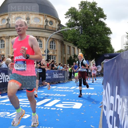29.06.2025 - hella hamburg halbmarathon Strokosch-Dieckow http://msf.ph/oto/8244207 29.06.2025 10:38:03 Ziel 7229, 8091, 9643, 9944, 10793, 11049, 11952, 12915, 13900, 14274, 15303, 15382, 16698, 17623, 18986 meine-sportfotos.de