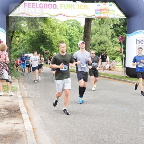 29.06.2025 - hella hamburg halbmarathon MichiJ http://msf.ph/oto/8244380 29.06.2025 10:50:52 Zwischen KM18-KM19 1531, 4945, 6966, 10742, 12836, 14225, 16770, 17150, 17321, 17533, 17685, 17686, 17818 meine-sportfotos.de