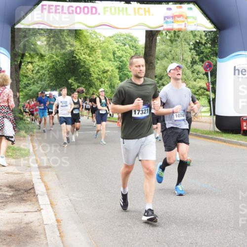 29.06.2025 - hella hamburg halbmarathon MichiJ http://msf.ph/oto/8244502 29.06.2025 10:50:52 Zwischen KM18-KM19 1531, 4945, 6966, 10742, 12836, 14225, 16770, 17150, 17321, 17533, 17685, 17686, 17818 meine-sportfotos.de