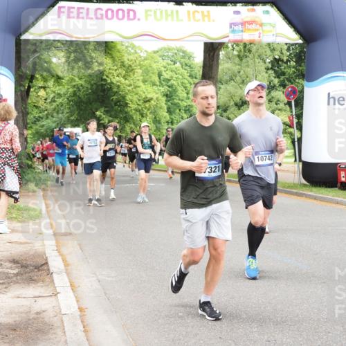 29.06.2025 - hella hamburg halbmarathon MichiJ http://msf.ph/oto/8244529 29.06.2025 10:50:52 Zwischen KM18-KM19 1531, 4945, 6966, 10742, 12836, 14225, 16770, 17150, 17321, 17533, 17685, 17686, 17818 meine-sportfotos.de