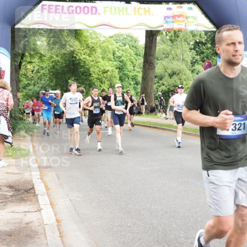 29.06.2025 - hella hamburg halbmarathon MichiJ http://msf.ph/oto/8244597 29.06.2025 10:50:53 Zwischen KM18-KM19 1531, 4945, 10742, 12836, 14225, 16770, 17321, 17818 meine-sportfotos.de