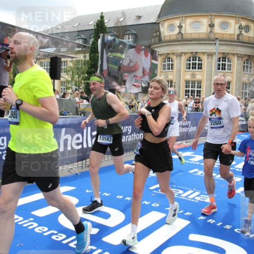 29.06.2025 - hella hamburg halbmarathon Michael Strokosch http://msf.ph/oto/8244721 29.06.2025 10:49:04 Ziel 1381, 1452, 2260, 3213, 3985, 4847, 4890, 7297, 8302, 8821, 8889, 9695, 12534, 13183, 13614, 13688, 16627, 17632 meine-sportfotos.de