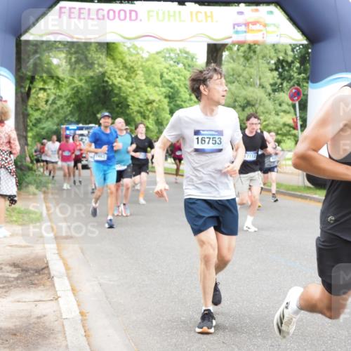 29.06.2025 - hella hamburg halbmarathon MichiJ http://msf.ph/oto/8245040 29.06.2025 10:50:56 Zwischen KM18-KM19 1212, 1531, 4945, 5653, 9681, 10742, 11556, 11657, 12781, 12836, 13932, 16753, 16770, 17818 meine-sportfotos.de