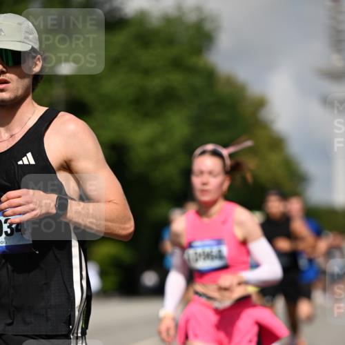 29.06.2025 - hella hamburg halbmarathon Dr. Thomas Lammeyer http://msf.ph/oto/8245046 29.06.2025 09:51:21 Kennedybrücke 1164, 1385, 1562, 1644, 1743, 2196, 2296, 4602, 5091, 5092, 5315, 5923, 6684, 6990, 8362, 8901, 9178, 9944, 10384, 10900, 10968, 11202, 11227 meine-sportfotos.de
