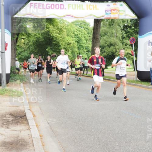 29.06.2025 - hella hamburg halbmarathon MichiJ http://msf.ph/oto/8245149 29.06.2025 10:28:13 Zwischen KM18-KM19 2546, 10900, 11305, 12865, 13190, 15336, 15435, 15556, 16656 meine-sportfotos.de