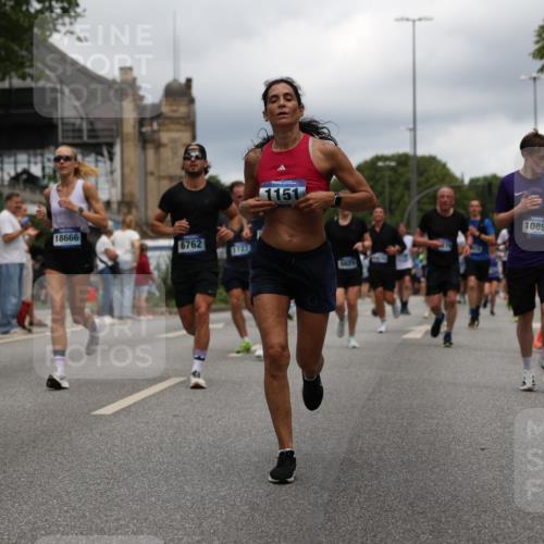 29.06.2025 - hella hamburg halbmarathon Yannick Fuchs http://msf.ph/oto/8245386 29.06.2025 10:47:39 20KM 1030, 1151, 1267, 1502, 1727, 2058, 2070, 2082, 2354, 2518, 2630, 3096, 3208, 3209, 3819, 4770, 5020, 5638, 5866, 6294, 6481, 6511, 6512, 6629, 6762, 6877, 6942, 7177, 7274, 7864, 7918, 8335, 8390, 8447, 9142, 10549, 10891, 10895, 11068, 11844, 12379, 12632, 12909, 13032, 13033, 13289, 13397, 13865, 13912, 13997, 15061, 15441, 15497, 15502, 15838, 15856, 15946, 16477, 17348, 17482, 18134, 18143, 18418, 18487, 18590, 18612 meine-sportfotos.de