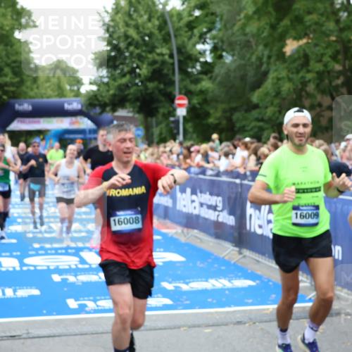 29.06.2025 - hella hamburg halbmarathon Zöllner http://msf.ph/oto/8245539 29.06.2025 10:56:57 Ziel 1955, 2282, 2741, 2759, 5033, 5418, 6835, 7716, 11043, 13816, 14678, 15097, 16008, 16009, 16620, 16679 meine-sportfotos.de