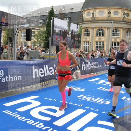 29.06.2025 - hella hamburg halbmarathon Michael Strokosch http://msf.ph/oto/8245651 29.06.2025 10:49:14 Ziel 2013, 4832, 6389, 8112, 10184, 15523, 16369, 16414, 16731, 17173, 18598, 18842 meine-sportfotos.de