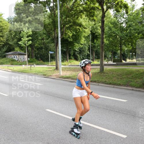 29.06.2025 - hella hamburg halbmarathon Yannick Fuchs http://msf.ph/oto/8245813 29.06.2025 09:31:09 20KM  meine-sportfotos.de