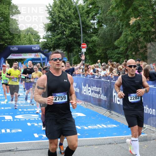 29.06.2025 - hella hamburg halbmarathon Zöllner http://msf.ph/oto/8246017 29.06.2025 10:57:05 Ziel 1485, 4299, 5033, 8669, 11043, 11143, 11212, 11638, 13691, 14408, 14588, 14678, 16470, 16909, 17617, 18719, 19091 meine-sportfotos.de