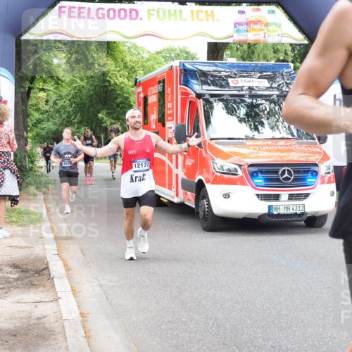 29.06.2025 - hella hamburg halbmarathon MichiJ http://msf.ph/oto/8246280 29.06.2025 10:51:05 Zwischen KM18-KM19 1733, 1851, 2463, 2698, 3572, 4120, 4985, 7333, 10824, 12177, 12843, 13939, 16395, 17112, 17730, 19241 meine-sportfotos.de