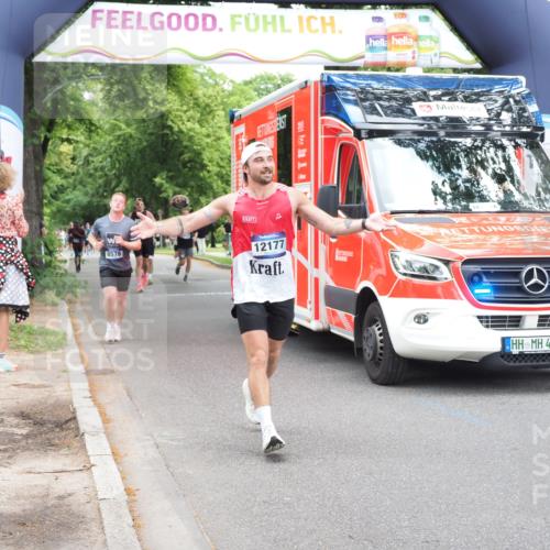 29.06.2025 - hella hamburg halbmarathon MichiJ http://msf.ph/oto/8246391 29.06.2025 10:51:06 Zwischen KM18-KM19 1851, 2698, 3572, 4120, 4985, 7333, 10824, 12177, 13939, 16395, 17730, 19241 meine-sportfotos.de