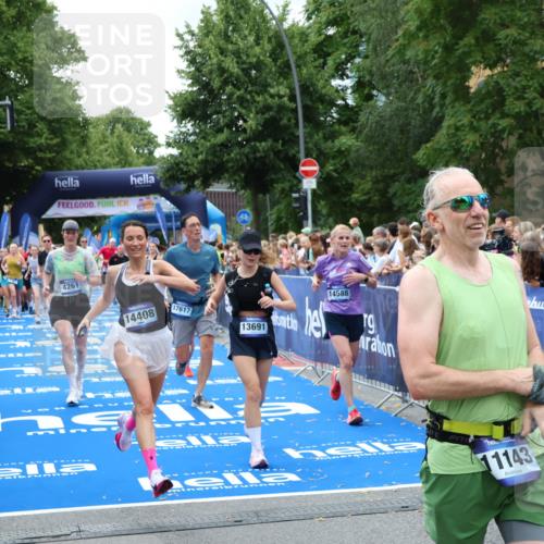 29.06.2025 - hella hamburg halbmarathon Zöllner http://msf.ph/oto/8246516 29.06.2025 10:57:12 Ziel 1387, 1877, 4167, 4261, 9884, 11612, 13691, 13750, 14139, 14408, 14588, 15110, 15726, 16909, 17617, 18208, 19184 meine-sportfotos.de