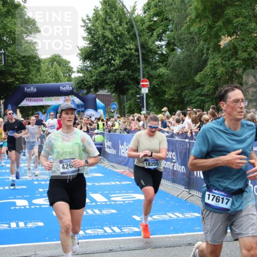29.06.2025 - hella hamburg halbmarathon Zöllner http://msf.ph/oto/8246695 29.06.2025 10:57:15 Ziel 1387, 1877, 2676, 4167, 4261, 4940, 9577, 9884, 10383, 11590, 11612, 13750, 14139, 15110, 15664, 15726, 17660, 17848, 17993, 18208, 19184 meine-sportfotos.de
