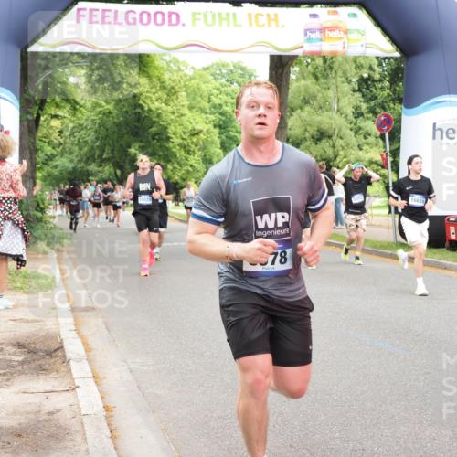 29.06.2025 - hella hamburg halbmarathon MichiJ http://msf.ph/oto/8246700 29.06.2025 10:51:09 Zwischen KM18-KM19 2698, 3572, 4120, 5354, 5365, 8578, 9680, 10694, 12177, 13939, 16639, 17730, 18520 meine-sportfotos.de