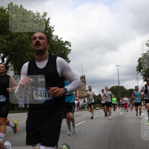 29.06.2025 - hella hamburg halbmarathon Yannick Fuchs http://msf.ph/oto/8246895 29.06.2025 10:47:45 20KM 1030, 1151, 1267, 1422, 1502, 1727, 1870, 2058, 2070, 2354, 2518, 2630, 3096, 3819, 5020, 5259, 5638, 5866, 6294, 6481, 6511, 6512, 6629, 6762, 6877, 6942, 7274, 7395, 7918, 8285, 8335, 8447, 9380, 9791, 9922, 10891, 11068, 11844, 12321, 12379, 12607, 12632, 12909, 13032, 13033, 13397, 13794, 13865, 13912, 13997, 14702, 15146, 15441, 15502, 15838, 15856, 15946, 16477, 16780, 17348, 17482, 18134, 18143, 18418, 18487, 18514, 18612 meine-sportfotos.de