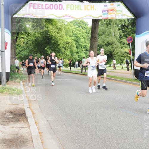29.06.2025 - hella hamburg halbmarathon MichiJ http://msf.ph/oto/8246939 29.06.2025 10:28:29 Zwischen KM18-KM19 1975, 3626, 4398, 4766, 8319, 8933, 9116, 9294, 10369, 10968, 12372 meine-sportfotos.de