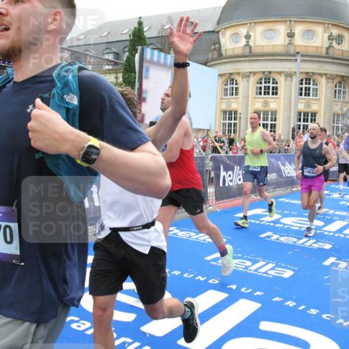 29.06.2025 - hella hamburg halbmarathon Michael Strokosch http://msf.ph/oto/8246963 29.06.2025 10:49:31 Ziel 1342, 1476, 2592, 2596, 2878, 8437, 8689, 8813, 11339, 11779, 12094, 12670, 13269, 14838, 15784, 15857, 15894, 15966, 16891, 18476, 18887, 18960 meine-sportfotos.de
