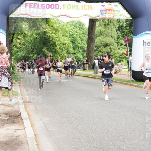 29.06.2025 - hella hamburg halbmarathon MichiJ http://msf.ph/oto/8246981 29.06.2025 10:51:14 Zwischen KM18-KM19 5354, 5365, 8578, 9680, 10694, 13184, 14313, 16639, 16872, 18520 meine-sportfotos.de