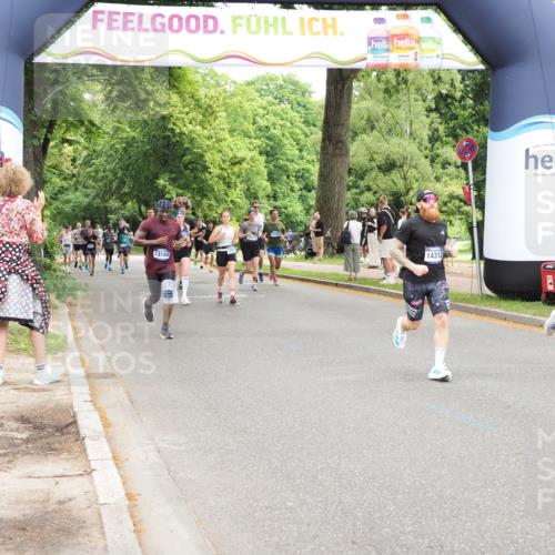 29.06.2025 - hella hamburg halbmarathon MichiJ http://msf.ph/oto/8246995 29.06.2025 10:51:14 Zwischen KM18-KM19 5354, 5365, 8578, 9680, 10694, 13184, 14313, 16639, 16872, 18520 meine-sportfotos.de