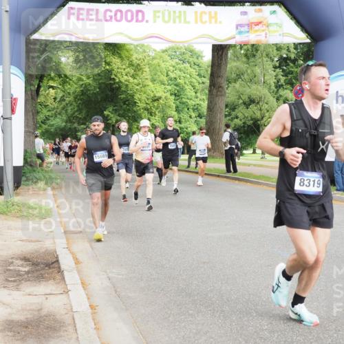 29.06.2025 - hella hamburg halbmarathon MichiJ http://msf.ph/oto/8247159 29.06.2025 10:28:32 Zwischen KM18-KM19 1975, 3626, 4766, 5709, 8319, 8933, 9116, 10968, 12372, 14077, 15689 meine-sportfotos.de