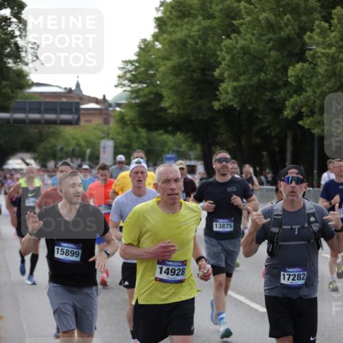 29.06.2025 - hella hamburg halbmarathon Jannik Wohlers http://msf.ph/oto/8247652 29.06.2025 09:55:41 Lombardsbrücke 1061, 1216, 1257, 1502, 1507, 1689, 2083, 2250, 2260, 2504, 2818, 2864, 3060, 3543, 4346, 4557, 5116, 6115, 6134, 7100, 7178, 7224, 7332, 7657, 8273, 8335, 8668, 8821, 8989, 9074, 9551, 10408, 10596, 10603, 10895, 11009, 11211, 11429, 11467, 11645, 12523, 12779, 12875, 13159, 13301, 13672, 13758, 13803, 13812, 13875, 14628, 14928, 15157, 15384, 15392, 15502, 15714, 15829, 15868, 15899, 16149, 16175, 16623, 16738, 16877, 17127, 17131, 17282, 17842, 17962, 18021 meine-sportfotos.de