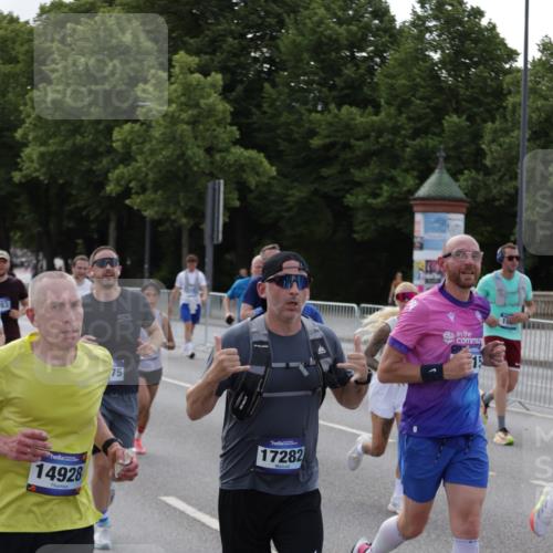 29.06.2025 - hella hamburg halbmarathon Jannik Wohlers http://msf.ph/oto/8247732 29.06.2025 09:55:41 Lombardsbrücke 1061, 1216, 1257, 1502, 1507, 1689, 2083, 2250, 2260, 2504, 2818, 2864, 3060, 3543, 4346, 4557, 5116, 6115, 6134, 7100, 7178, 7224, 7332, 7657, 8273, 8335, 8668, 8821, 8989, 9074, 9551, 10408, 10596, 10603, 10895, 11009, 11211, 11429, 11467, 11645, 12523, 12779, 12875, 13159, 13301, 13672, 13758, 13803, 13812, 13875, 14628, 14928, 15157, 15384, 15392, 15502, 15714, 15829, 15868, 15899, 16149, 16175, 16623, 16738, 16877, 17127, 17131, 17282, 17842, 17962, 18021 meine-sportfotos.de