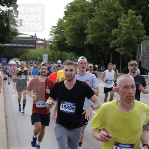 29.06.2025 - hella hamburg halbmarathon Jannik Wohlers http://msf.ph/oto/8247752 29.06.2025 09:55:42 Lombardsbrücke 1061, 1216, 1257, 1502, 1507, 1689, 2083, 2250, 2260, 2504, 2818, 2864, 3060, 3543, 4557, 5116, 6115, 6134, 7100, 7178, 7224, 7332, 7657, 8273, 8335, 8668, 8821, 8989, 9074, 9551, 10408, 10596, 10895, 11009, 11211, 11429, 11467, 11645, 12523, 12779, 12875, 13159, 13301, 13672, 13758, 13803, 13812, 13875, 14628, 14928, 15157, 15384, 15392, 15502, 15714, 15829, 15868, 15899, 16149, 16175, 16623, 16738, 16877, 17127, 17131, 17282, 17842, 17962, 18021 meine-sportfotos.de