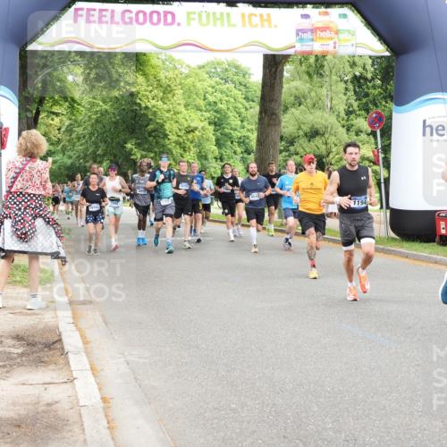 29.06.2025 - hella hamburg halbmarathon MichiJ http://msf.ph/oto/8247829 29.06.2025 10:51:21 Zwischen KM18-KM19 1194, 8561, 10962, 12211, 12212, 12837, 13171, 13184, 13793, 14313, 16095, 16872 meine-sportfotos.de