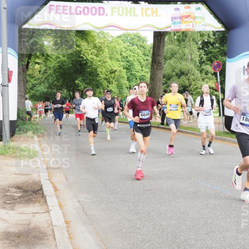 29.06.2025 - hella hamburg halbmarathon MichiJ http://msf.ph/oto/8248380 29.06.2025 10:28:40 Zwischen KM18-KM19 1358, 2573, 2714, 2972, 4565, 4888, 5752, 5803, 6649, 7495, 8370, 11284, 11714, 14077, 15015, 15421, 15689, 18013, 18979 meine-sportfotos.de