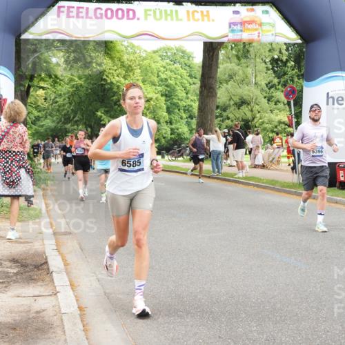 29.06.2025 - hella hamburg halbmarathon MichiJ http://msf.ph/oto/8248477 29.06.2025 10:51:29 Zwischen KM18-KM19 1194, 1702, 1992, 2298, 2782, 2979, 4542, 5396, 6585, 6907, 6908, 7042, 7081, 8520, 8561, 8810, 9526, 14176, 15915, 18707, 19162 meine-sportfotos.de