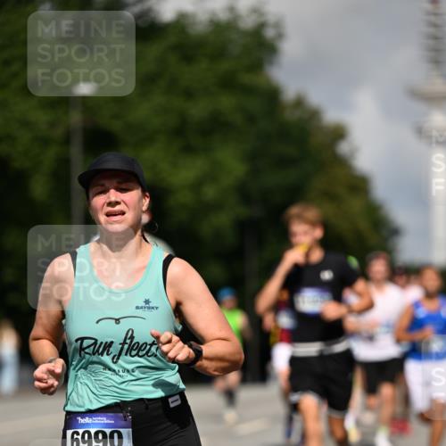 29.06.2025 - hella hamburg halbmarathon Dr. Thomas Lammeyer http://msf.ph/oto/8248641 29.06.2025 09:51:32 Kennedybrücke 1164, 1385, 1644, 1743, 2296, 2714, 2767, 3959, 4860, 5091, 5315, 6684, 6990, 7884, 8362, 9178, 9944, 10384, 10793, 10900, 10968, 11202, 11227 meine-sportfotos.de