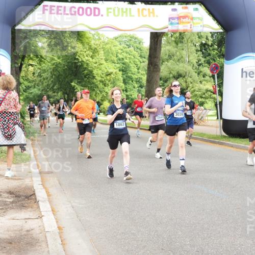 29.06.2025 - hella hamburg halbmarathon MichiJ http://msf.ph/oto/8249039 29.06.2025 10:51:34 Zwischen KM18-KM19 1863, 3039, 3182, 3248, 5396, 7042, 9191, 9526, 13542, 14465, 15137, 17763, 18395, 18440 meine-sportfotos.de