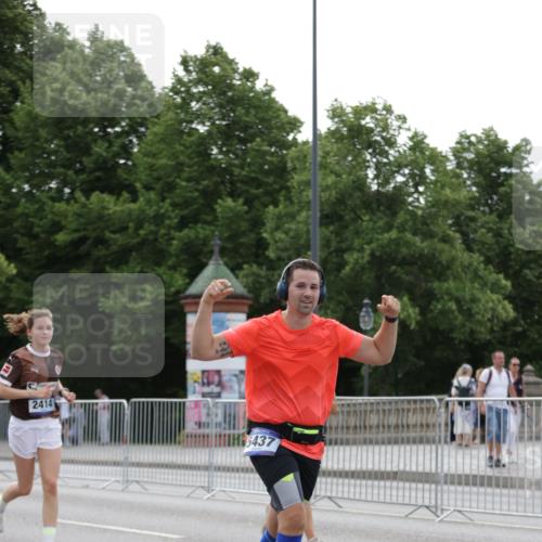 29.06.2025 - hella hamburg halbmarathon Jannik Wohlers http://msf.ph/oto/8249307 29.06.2025 10:30:49 Lombardsbrücke 1292, 1773, 1979, 2097, 2414, 2914, 4561, 4817, 5437, 5943, 6057, 6195, 6787, 7351, 7604, 8050, 8072, 8073, 8757, 10111, 11988, 12627, 14349, 15589, 15725, 16457, 17224, 17463, 17509, 17587, 18390, 19226 meine-sportfotos.de