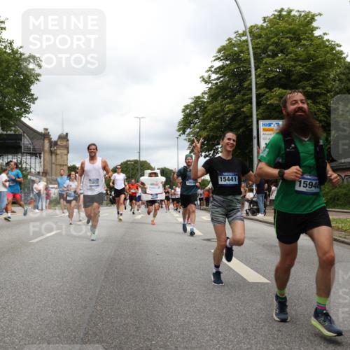 29.06.2025 - hella hamburg halbmarathon Yannick Fuchs http://msf.ph/oto/8249675 29.06.2025 10:47:52 20KM 1030, 1267, 1422, 1442, 1502, 1549, 1870, 2058, 2070, 2354, 2518, 2630, 3096, 3103, 3819, 4299, 5020, 5259, 5638, 6294, 6374, 6481, 6511, 6512, 6942, 7274, 7395, 7478, 7918, 8285, 8335, 8394, 8447, 9032, 9380, 9791, 9922, 11068, 11430, 11844, 12321, 12379, 12607, 12632, 13032, 13033, 13397, 13794, 13803, 13865, 13912, 14239, 14702, 15146, 15441, 15502, 15838, 15856, 15946, 16477, 16780, 17348, 17482, 18143, 18308, 18418, 18450, 18514, 18612, 19067 meine-sportfotos.de