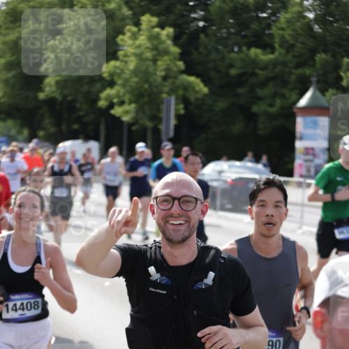 29.06.2025 - hella hamburg halbmarathon Jannik Wohlers http://msf.ph/oto/8250047 29.06.2025 09:56:14 Lombardsbrücke 1460, 1496, 1628, 1833, 1877, 2013, 2058, 2082, 2208, 2378, 2771, 2953, 2996, 3256, 3296, 3310, 3652, 4065, 4377, 4404, 4635, 4711, 4833, 5169, 5839, 5978, 6286, 6561, 6562, 7383, 7475, 8261, 8361, 8587, 8618, 8863, 8921, 9597, 9638, 9695, 9752, 9793, 9820, 10371, 10508, 10891, 11018, 11231, 11455, 11459, 11809, 11961, 12490, 12545, 12584, 12651, 12858, 13211, 13394, 13688, 14198, 14286, 14408, 14526, 14990, 14994, 15149, 15427, 15818, 16375 meine-sportfotos.de