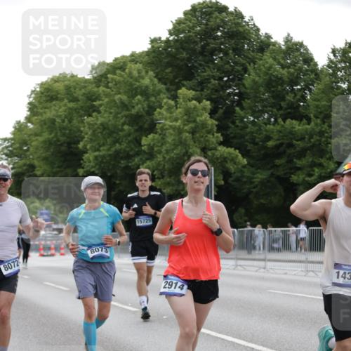 29.06.2025 - hella hamburg halbmarathon Jannik Wohlers http://msf.ph/oto/8250238 29.06.2025 10:30:53 Lombardsbrücke 1292, 1773, 1979, 2414, 2914, 4561, 4817, 5437, 5846, 5943, 6057, 6078, 6195, 6787, 7604, 8050, 8072, 8073, 10111, 11988, 12627, 14349, 15725, 16457, 16978, 17224, 17463, 17509, 17587, 17706, 18390, 18883, 19226 meine-sportfotos.de