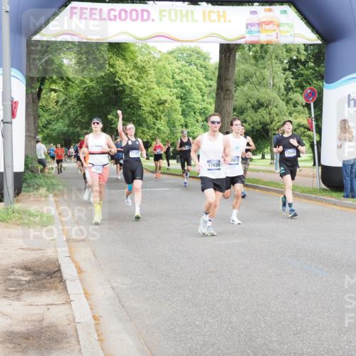29.06.2025 - hella hamburg halbmarathon MichiJ http://msf.ph/oto/8250314 29.06.2025 10:28:49 Zwischen KM18-KM19 1882, 2750, 2826, 4889, 5508, 5745, 6149, 6683, 8346, 8574, 17245, 17620, 18614 meine-sportfotos.de