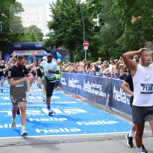 29.06.2025 - hella hamburg halbmarathon Zöllner http://msf.ph/oto/8250439 29.06.2025 10:58:02 Ziel 1200, 2025, 3093, 3141, 3575, 4579, 6531, 7138, 7159, 7189, 8089, 10036, 11394, 11832, 12378, 12773, 13465, 14881, 15090, 15349, 15527, 18762 meine-sportfotos.de