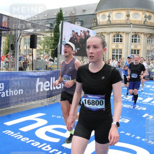 29.06.2025 - hella hamburg halbmarathon Michael Strokosch http://msf.ph/oto/8250459 29.06.2025 10:49:55 Ziel 2540, 4017, 5460, 8454, 8455, 9126, 9200, 9491, 9597, 11975, 12527, 12733, 13463, 16732, 16800, 16887, 19109, 19122 meine-sportfotos.de
